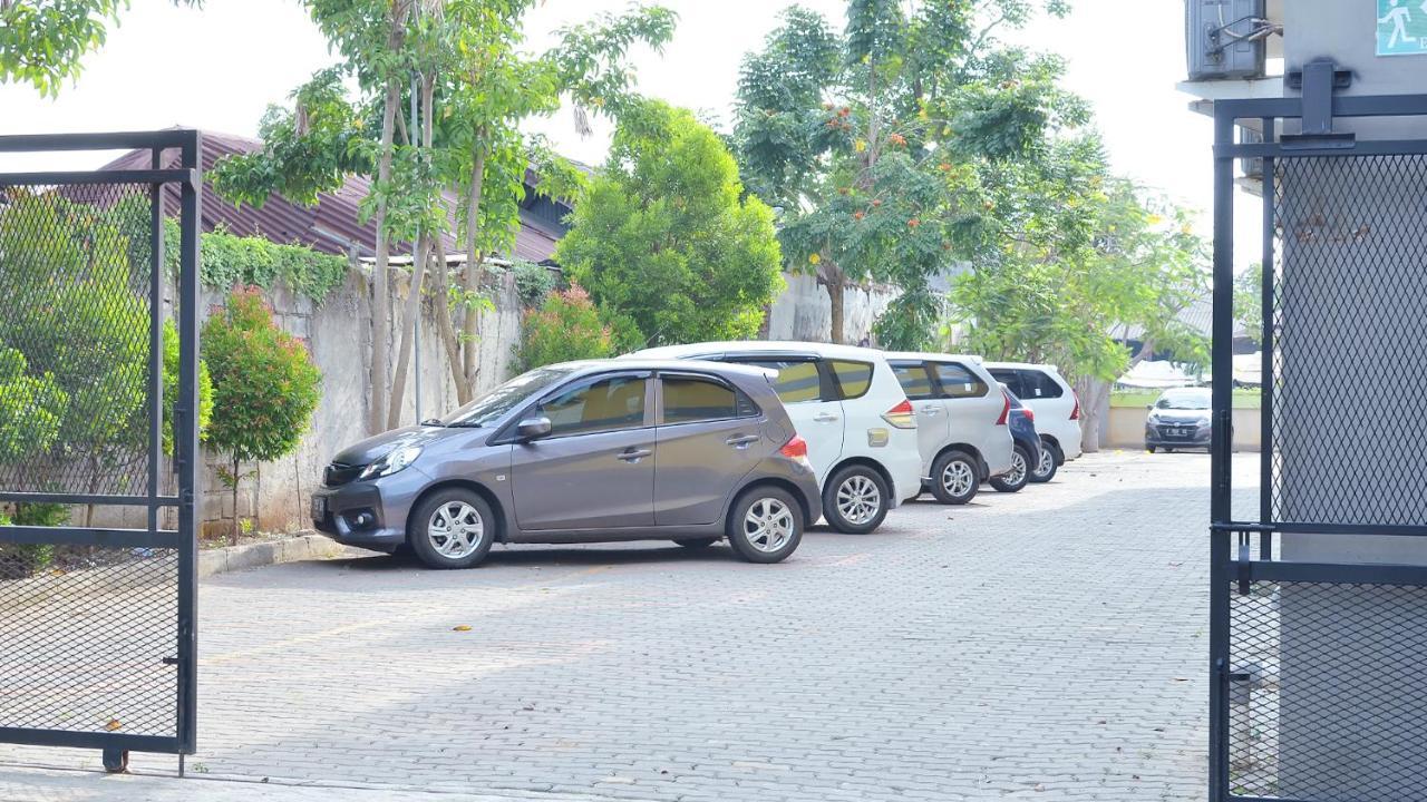 Gaia Asri Hotel Pamanukan Hilir 外观 照片